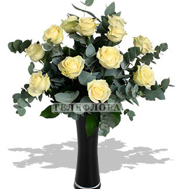 Round bouquet of 15 cream rose