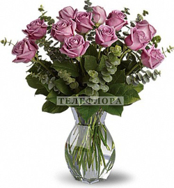 Bouquet of 15 pink roses with eucalyptus