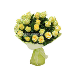 Round bouquet of 33 yellow roses "Sunshine bouquet"