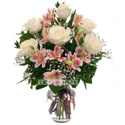 Bouquet of 7 roses and alstroemeria