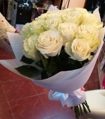 Delivery of products Round bouquet of 15 white roses "Tenderness" (473)