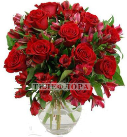 Round bouquet of red roses and alstroemeria