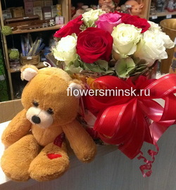 Roses in a box and bear