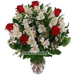 Bouquet of Alstroemeria and roses